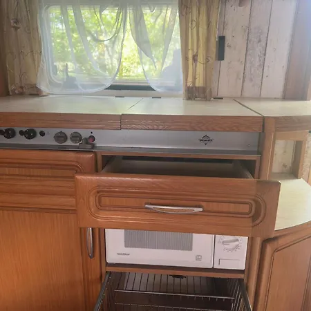 Campsite дом на колесах